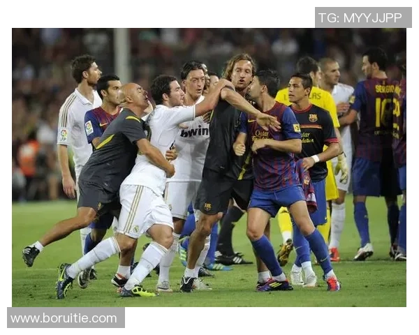 2020年10月25日巴萨与皇马的经典对决回顾与赛后分析 2020年10月25日巴萨与皇马的经典对决回顾与赛后分析